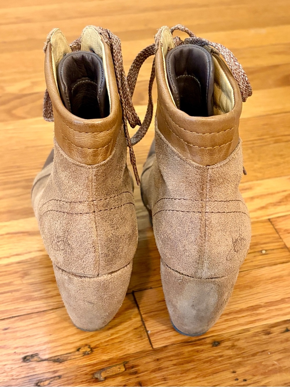 John Fluevog Rose Dunn Suede Leather Lace-Up Platform Ankle Boots Booties Size 7 - Picture 4 of 10